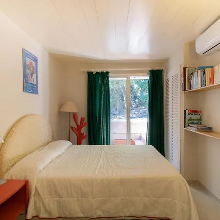 A Cala D Oro Et Privée Pour 8 *