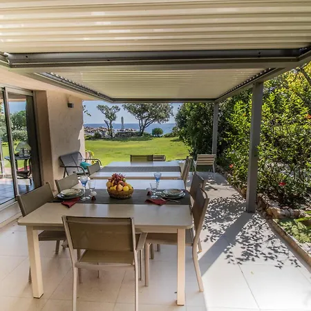 A Cala D Oro Et Privée Pour 8 *